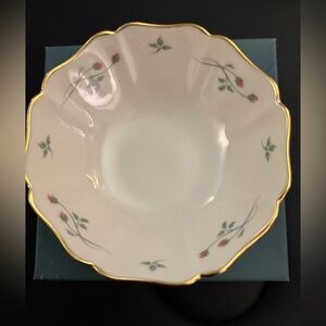 Lenox Gold-Trimmed Floral Accent Bowl Rose Manor